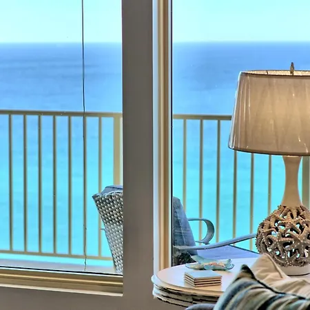 Cozy Oceanfront Condo With Beachside Pool - Unit 1602